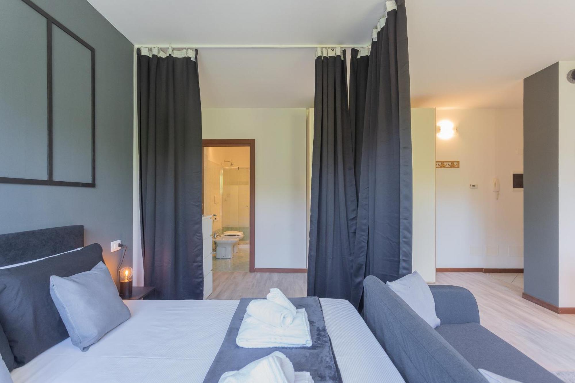 Black Loft Como By Rent All Como Luaran gambar